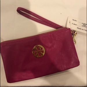 Tory Burch wristlet wallet